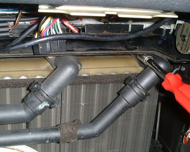 *DIY E34 heater core R&R (IHKA content)
